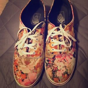 Vans Floral lace up shoes